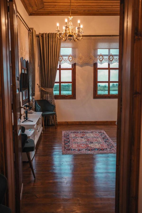 Oemer Cakiroglu Konagi Sürmene Esterno foto